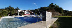 HOSTERÍA BRISAS DEL RÍO